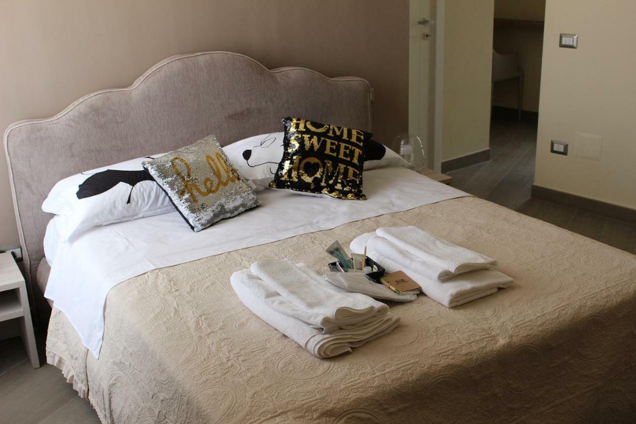 B&B Napoli Holidays Esterno foto
